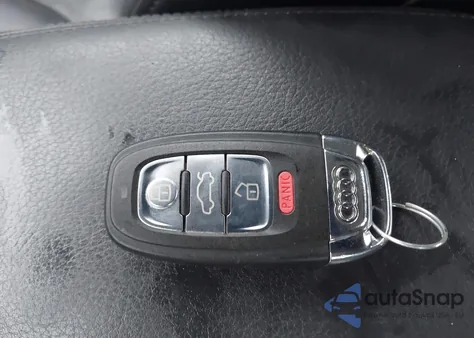 2016 Audi A4 2.0T Premium z USA, uszkodzony, nr VIN WAUFFAFL2GN018221